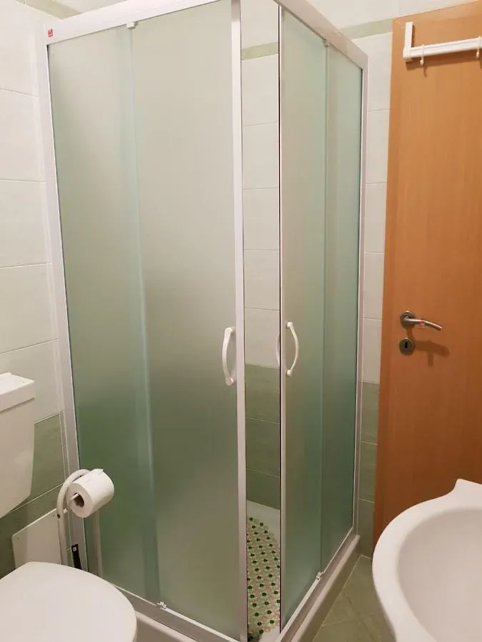 Apartments Davor 乌马格 0*,  克罗地亚